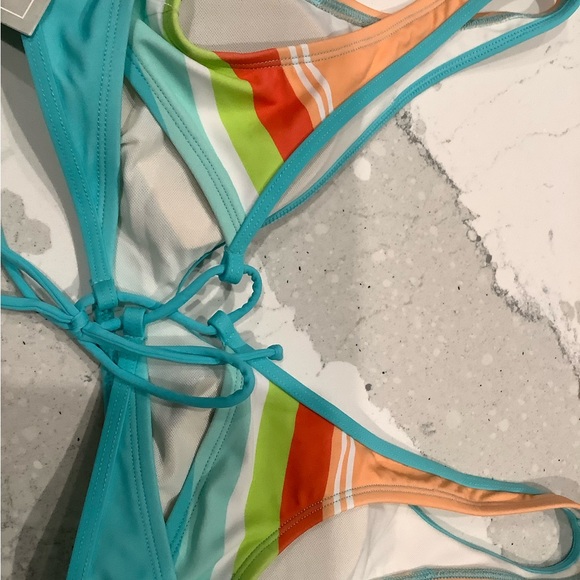 NWT Miley style top size S and Bikini bottom size XS in Cenote pattern - Picture 10 of 12